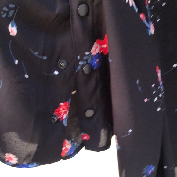 Elegant & Light REITMANS Tunic - EUC - Picture 8 of 9